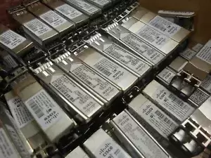 Cisco Systems DS-SFP-FC4G-SW Transceiver 4GBps 10-2195-01, (LOT OF 50)