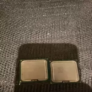 2 Intel Xeon 05 E5335