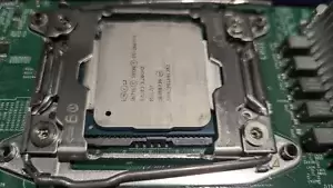 Intel Xeon E5-2687W v2 Processor