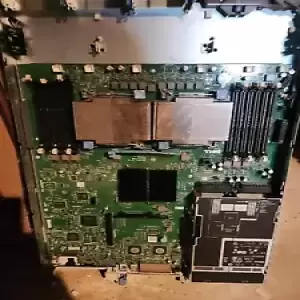 DELL POWEREDGE R610 SYSTEM MOTHERBOARD SERVER J352H w/ Case,Heatshinks, DVD