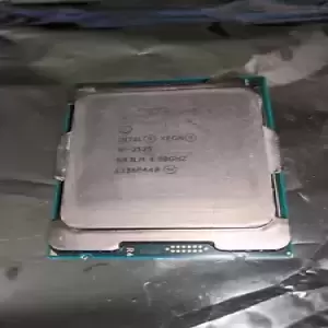 Intel Xeon W-2125 Quad-Core 4.0GHz SR3LM Skylake-W Processor