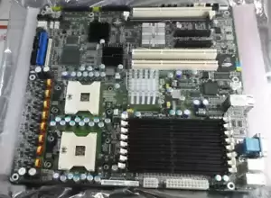 Intel Server Board SE7520JR2 BZJR70300854 C53659-451 Motherboard