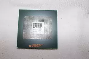 Intel Xeon MP L7455 2.13 GHz/12M/1066 socket 604 six core CPU SLG9M 65W