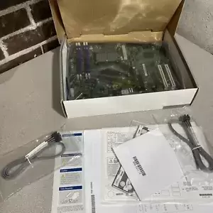 New In Box Intel Server Board S3210SH motherboard for LGA775 CPUs S3210SHLC