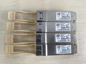 10pcs CISCO QSFP-40G-SR4 40GBASE-SR4, 4 lanes, 850 nm MMF MPO-12 transceiver