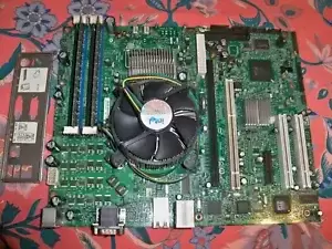 Intel Server Board S3000AH Socket LGA 775 + Xeon CPU + 4GB RAM + I/O Plate