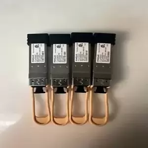 LOT OF 4 Finisar FTL410QE4C QSFP-40GBASE-SR4 40GBASE Optical Transceiver Module