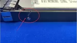 881783-B21 HPE 12TB SAS 7.2K LFF ST He 512e DS HDD 882399-001 (broken tray)