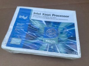 NEW 2002 INTEL XEON CPU PROCESSOR 2.20 GHZ DUAL L2 A80976-003 SL624