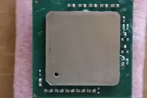 Intel SL6VL Xeon CPU 2.4GHZ