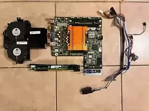 DELL POWEREDGE R200 SERVER MOTHERBOARD INTEL CHIPSET 3200 XEON 2.33GHz TY019