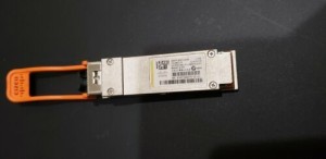 Genuine CISCO QSFP-40G-CSR4 10-2837-01 Transceiver (1 module)