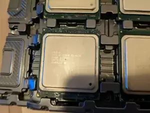 Intel Xeon E5-4650 SR0QR SR0KJ 2.70GHz 20M Eight-Core LGA-2011