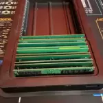 Samsung 8GB 1Rx4 PC4-2133P-RC0-10-MB1 M393A1G40DB0-CPB2Q RDIMM ECC