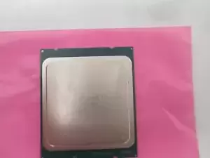 Intel Xeon E5-2630 V2 @2.60GHz SR1AM CPU