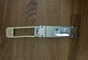 Cisco QSFP-40G-SR4 Transceiver Module 10-3090-03 W/Hologram