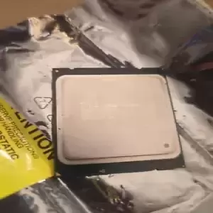 Intel SR20P Xeon E5-1620V3 3.60Ghz Quad-Core CPU Processor